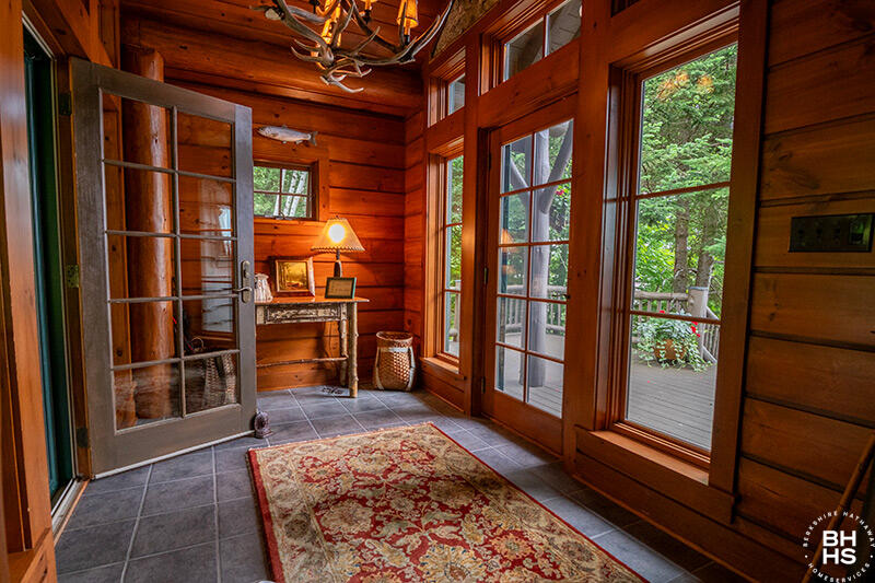 533 Hawk Ridge Road Saranac Lake NY 12983