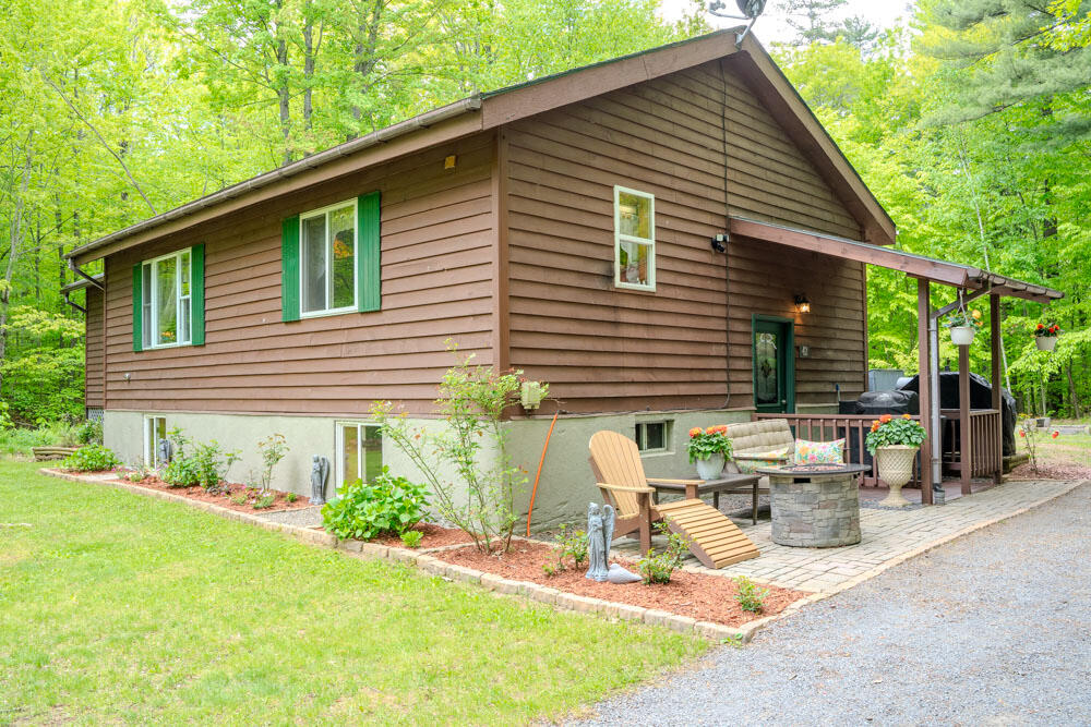 42 Oneida Lane Jay NY 12941