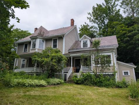 2737 Nys Route 22 Essex NY 12936