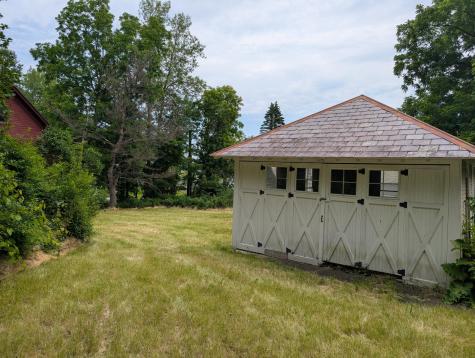 2737 Nys Route 22 Essex NY 12936