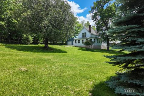 985 Hurricane Road Keene NY 12942
