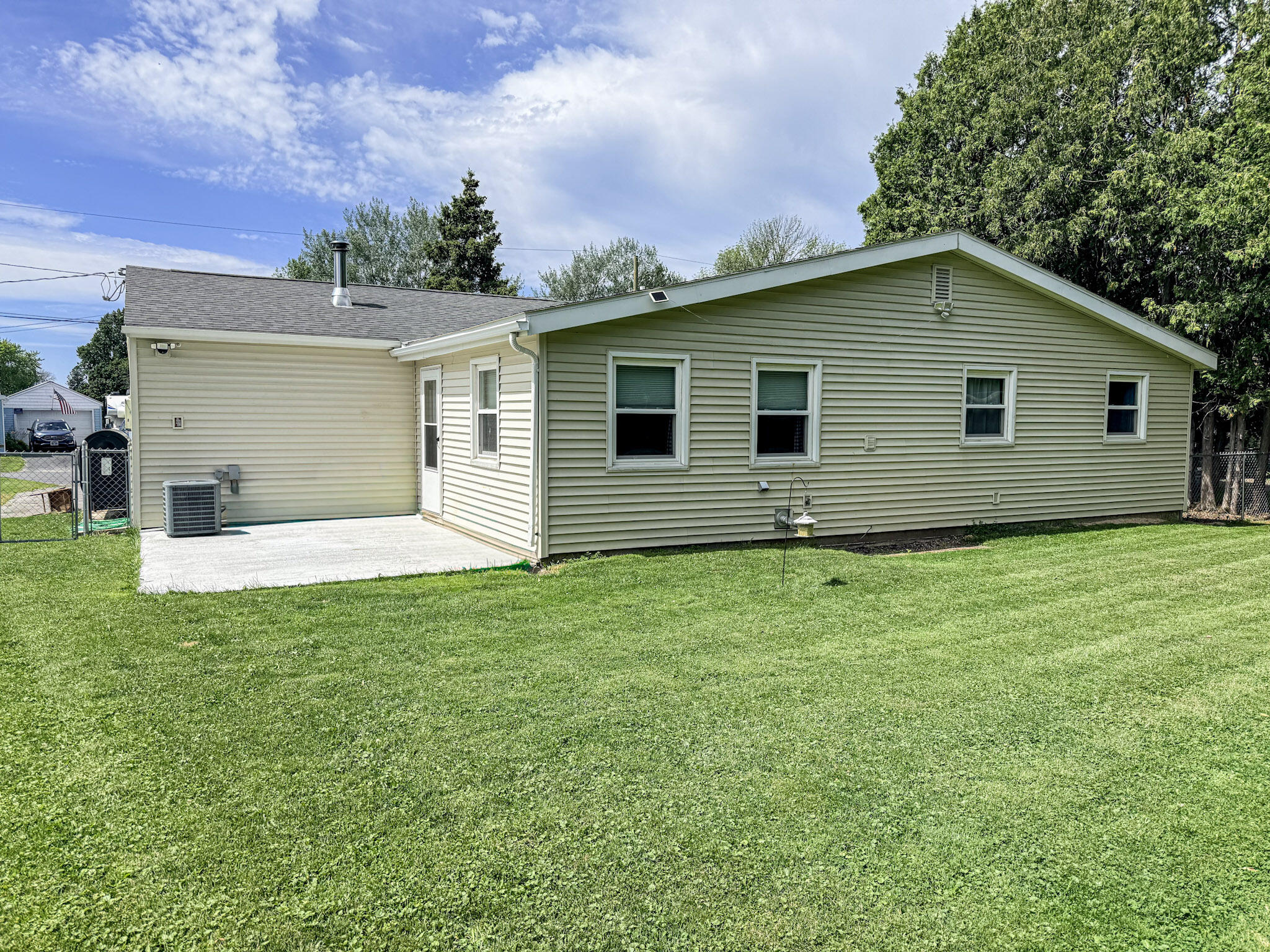 16 Genesee Lane Plattsburgh NY 12901