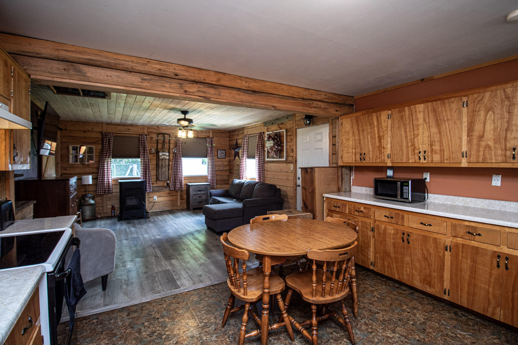 16 Genesee Lane Plattsburgh NY 12901