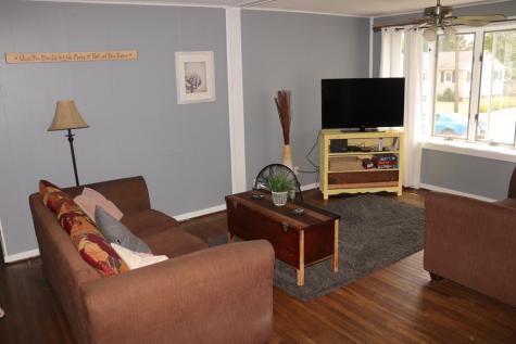28 Mcintosh Drive Peru NY 12972