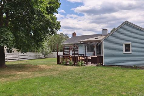 28 Mcintosh Drive Peru NY 12972