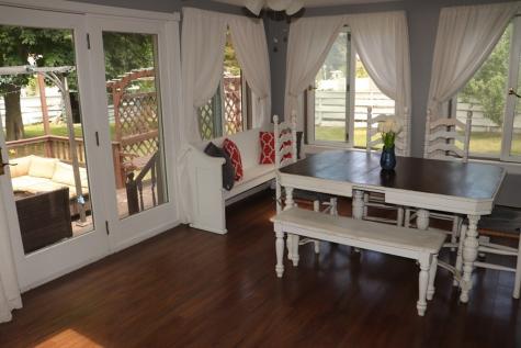 28 Mcintosh Drive Peru NY 12972