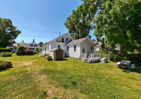 13 Beggs Point Street Essex NY 12936