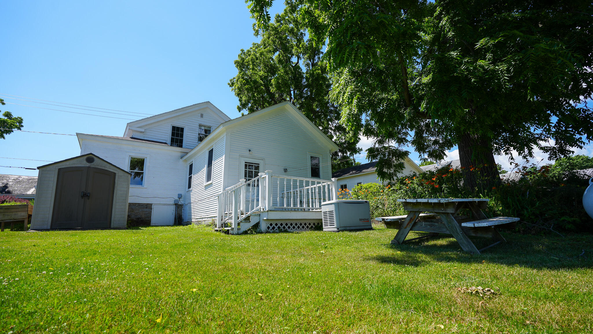 13 Beggs Point Street Essex NY 12936
