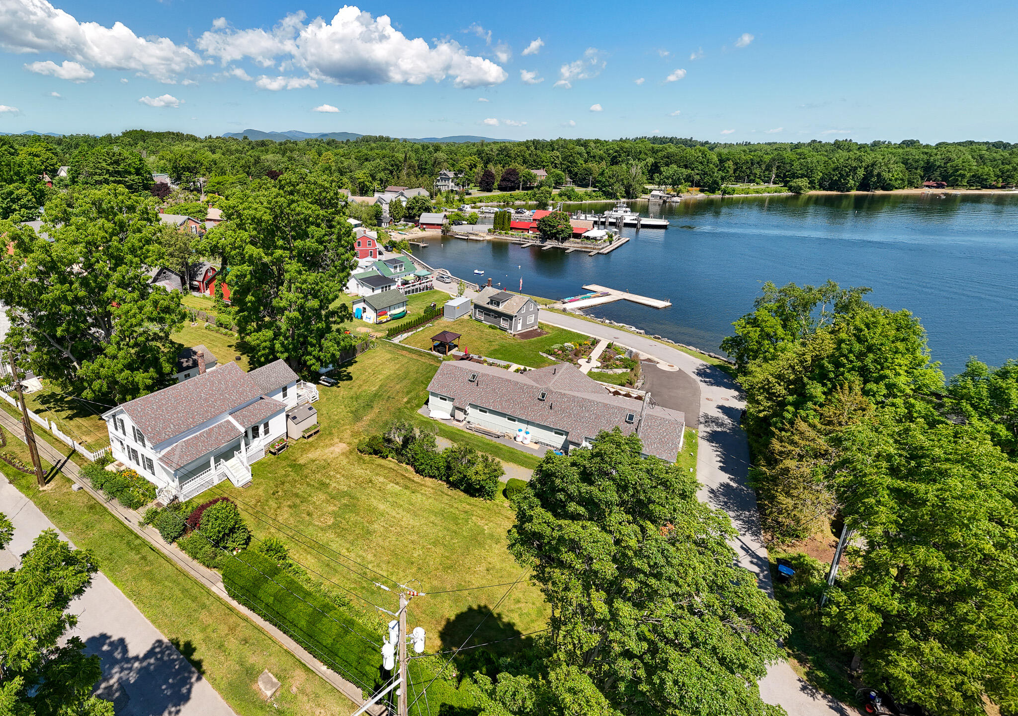13 Beggs Point Street Essex NY 12936