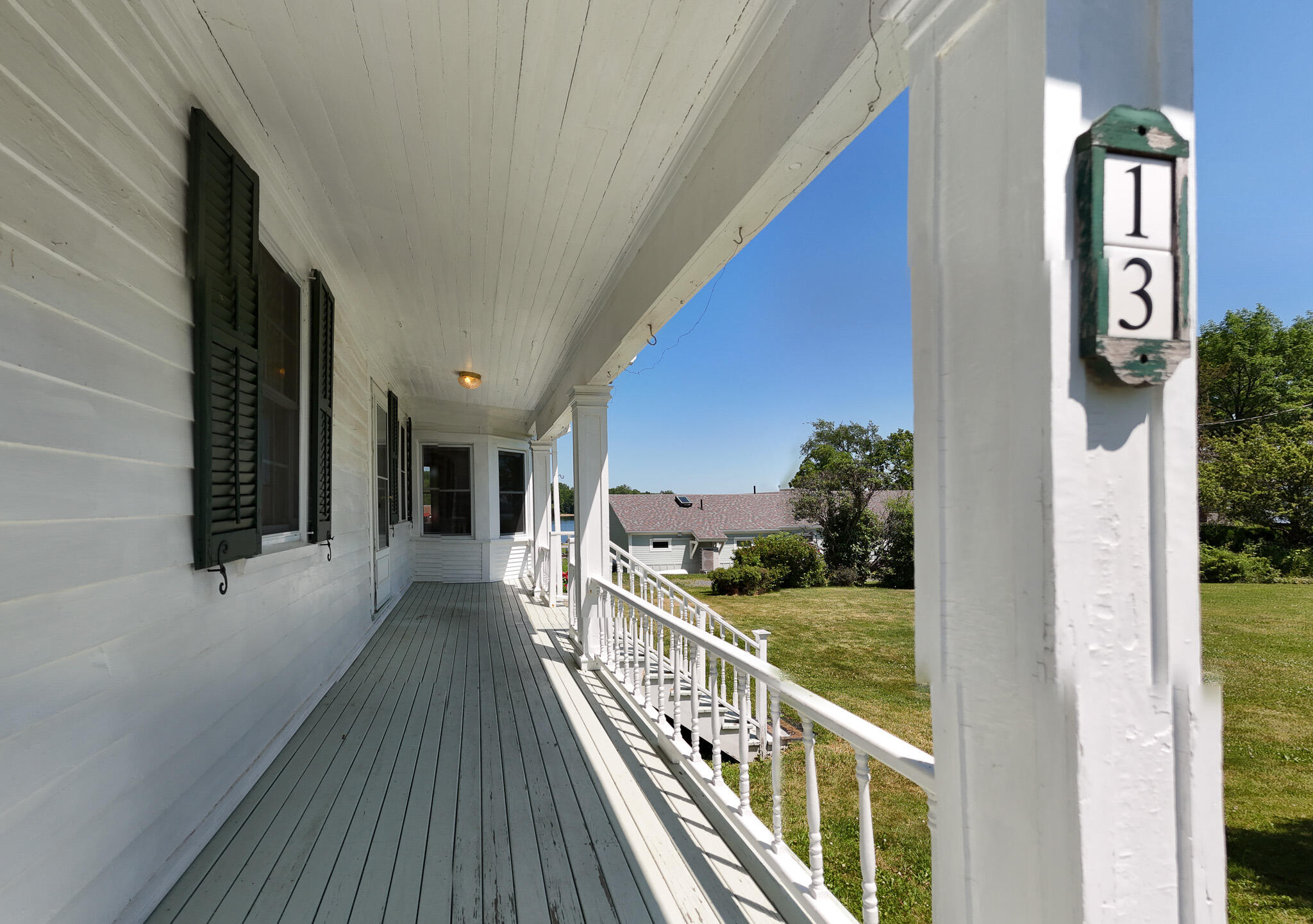 13 Beggs Point Street Essex NY 12936