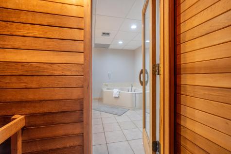 37 Dunn Way Lake Placid NY 12946