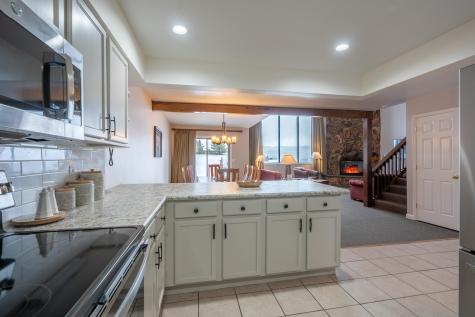 37 Dunn Way Lake Placid NY 12946