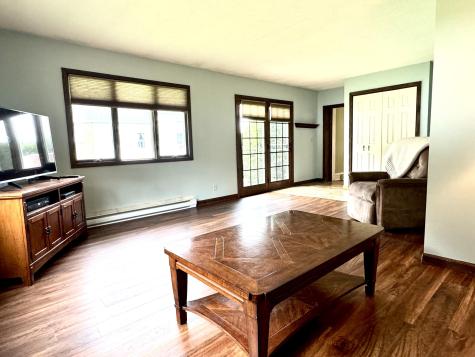 8 Chapman Street Rouses Point NY 12979