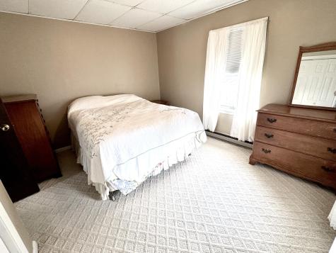 8 Chapman Street Rouses Point NY 12979