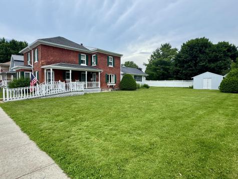8 Chapman Street Rouses Point NY 12979