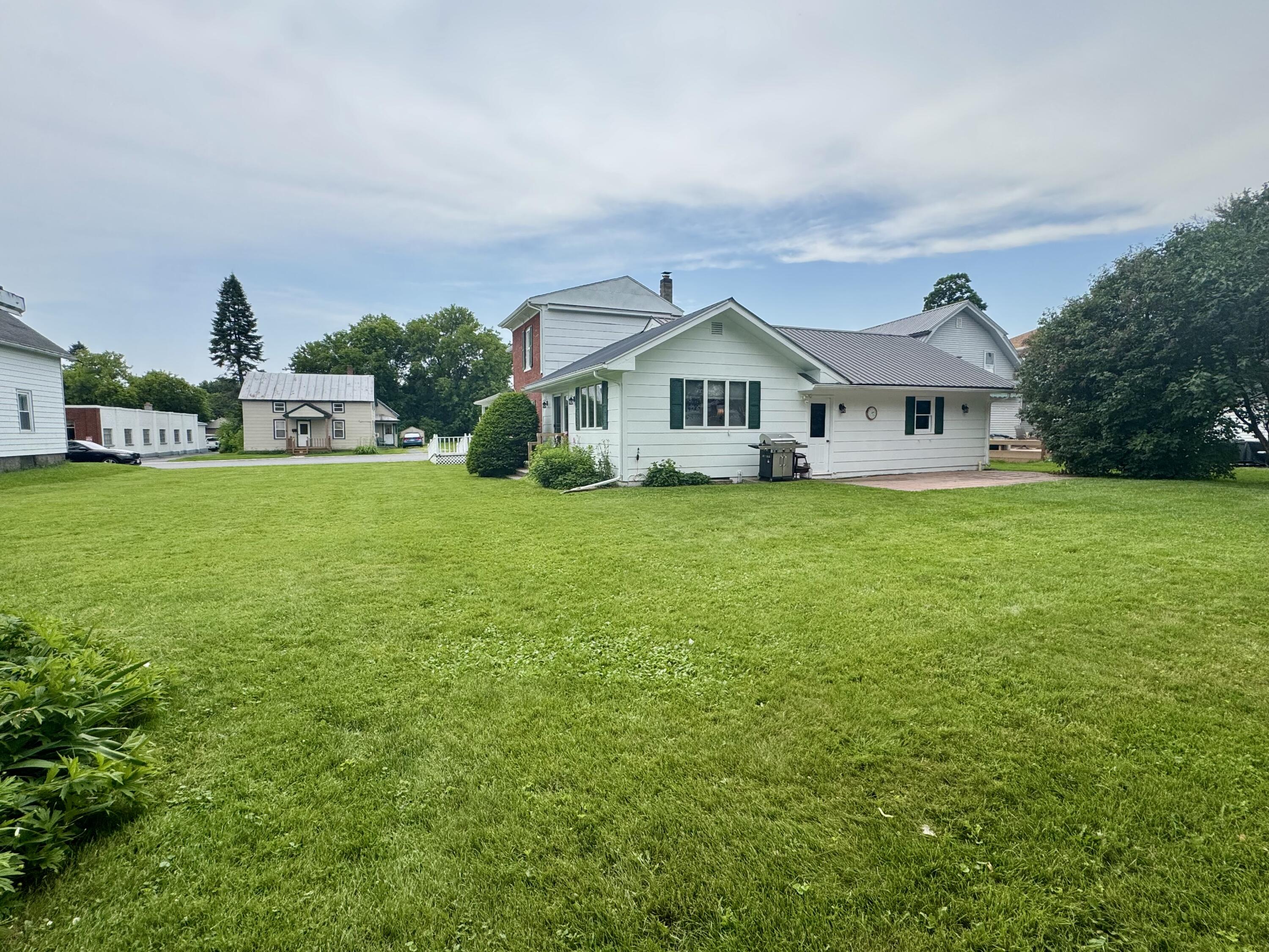 8 Chapman Street Rouses Point NY 12979