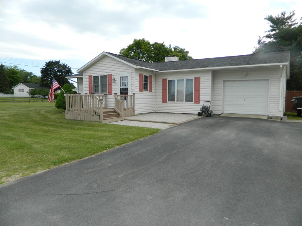 8 School Street Peru NY 12972