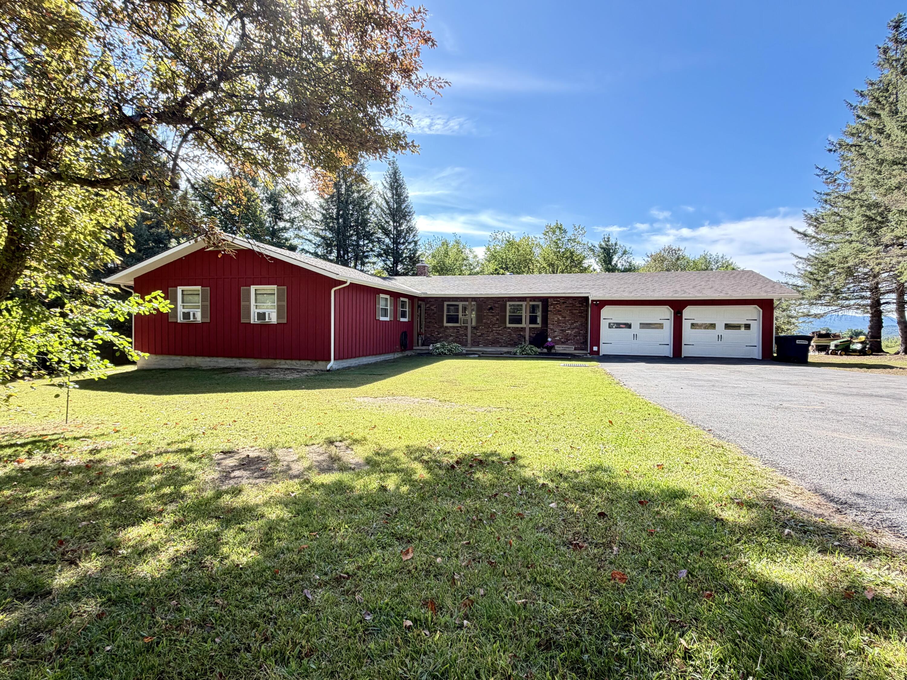 27 Signor Road Peru NY 12972