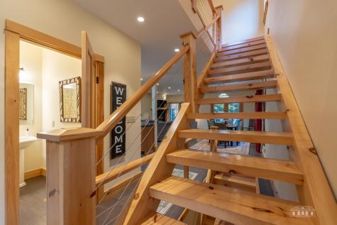 17 Cimarron Trail Lake Placid NY 12946