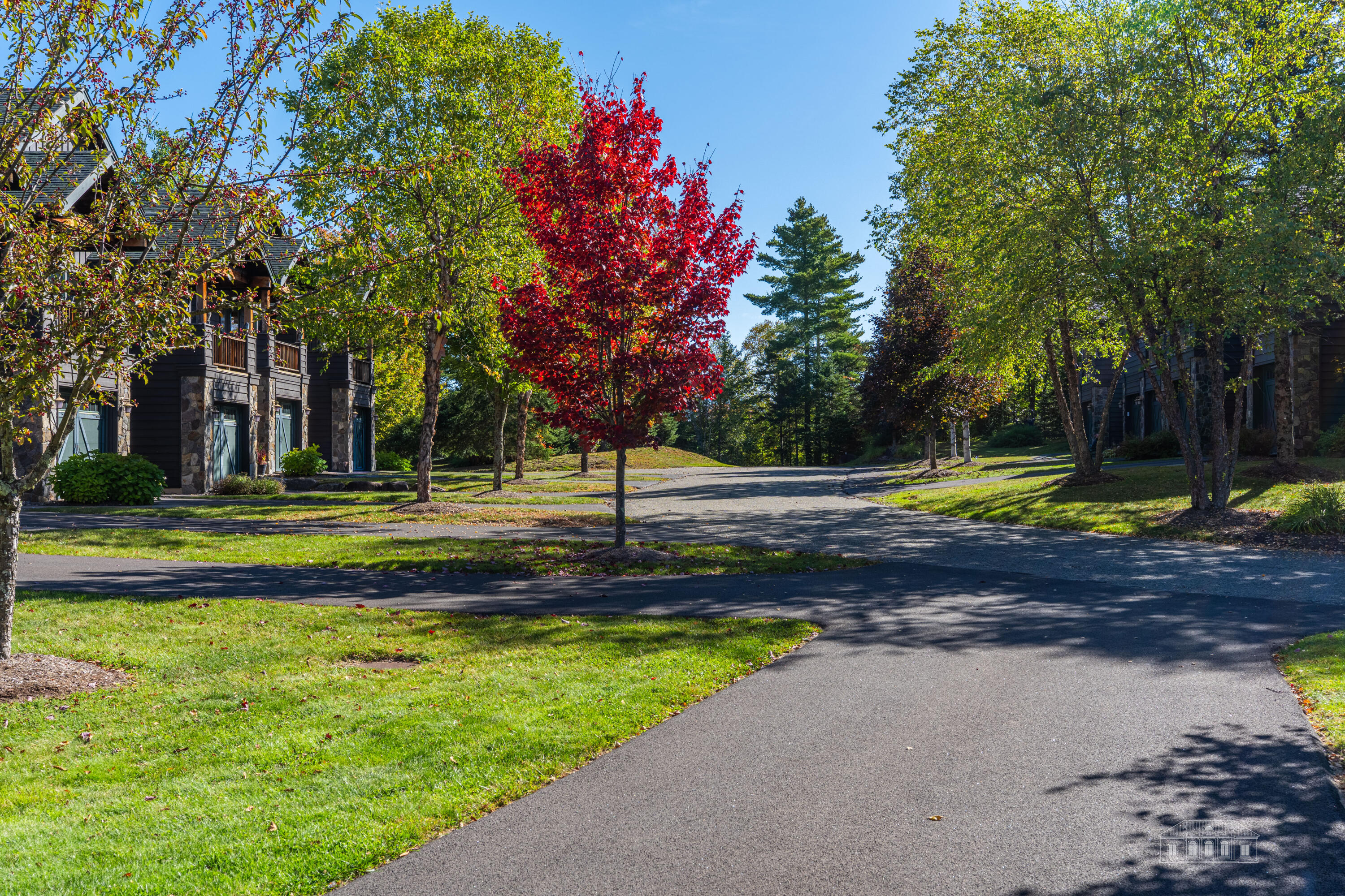 17 Cimarron Trail Lake Placid NY 12946