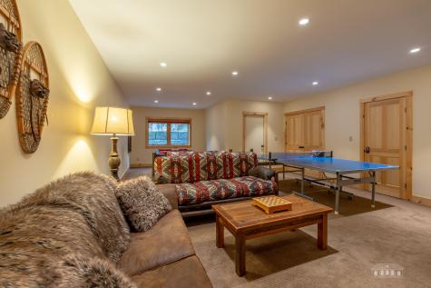 17 Cimarron Trail Lake Placid NY 12946