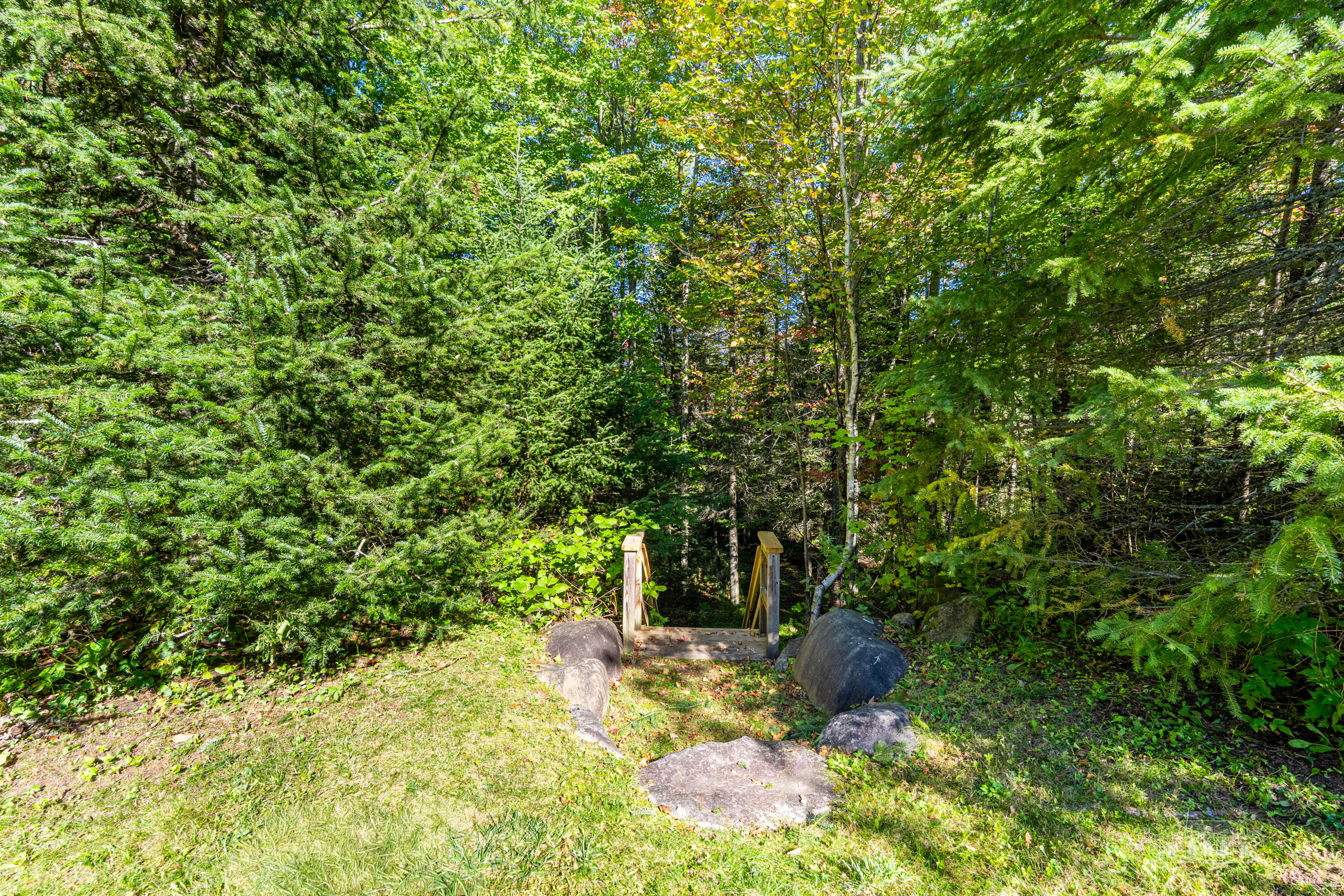 17 Cimarron Trail Lake Placid NY 12946