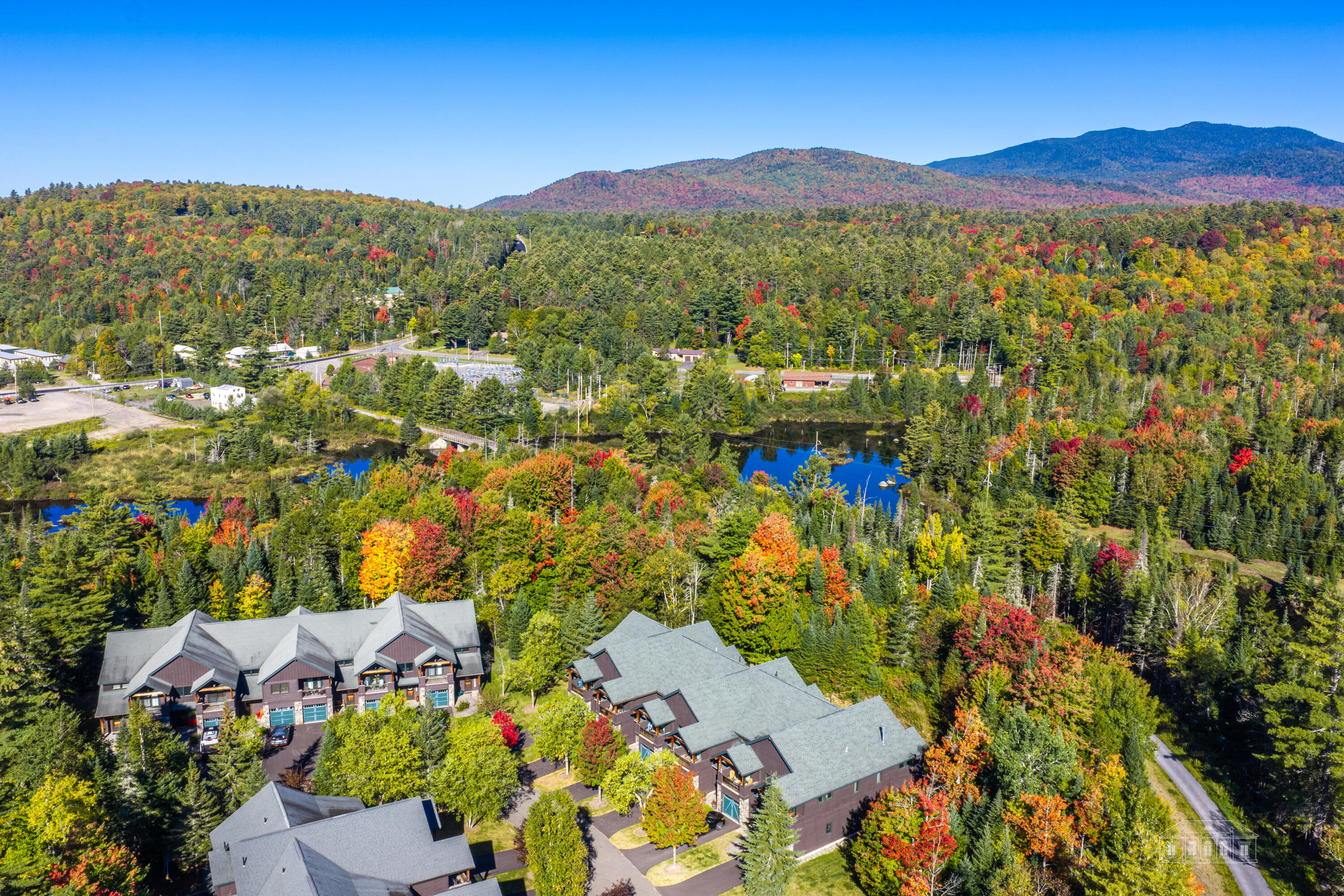17 Cimarron Trail Lake Placid NY 12946