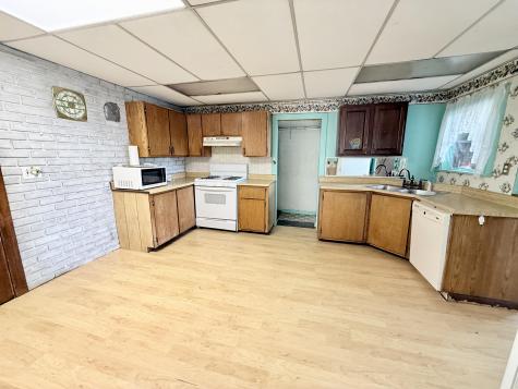 1458 Route 3 Morrisonville NY 12962