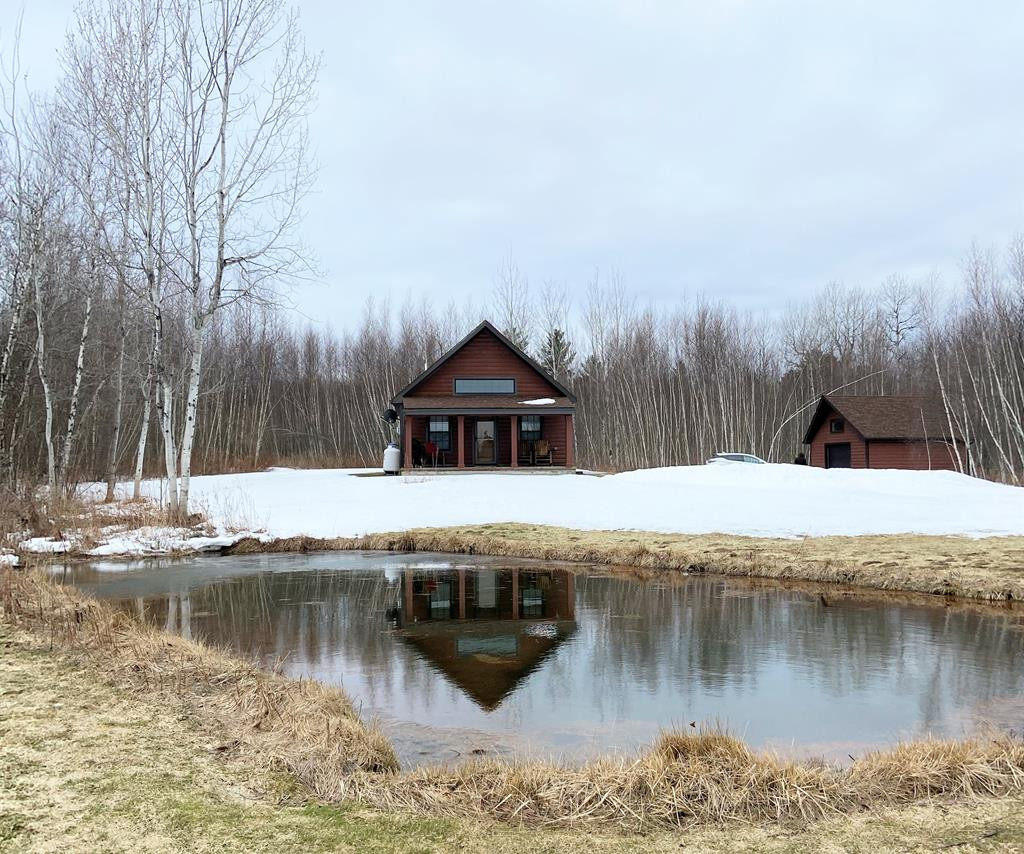 2134 Alder Bend Road Altona NY 12910