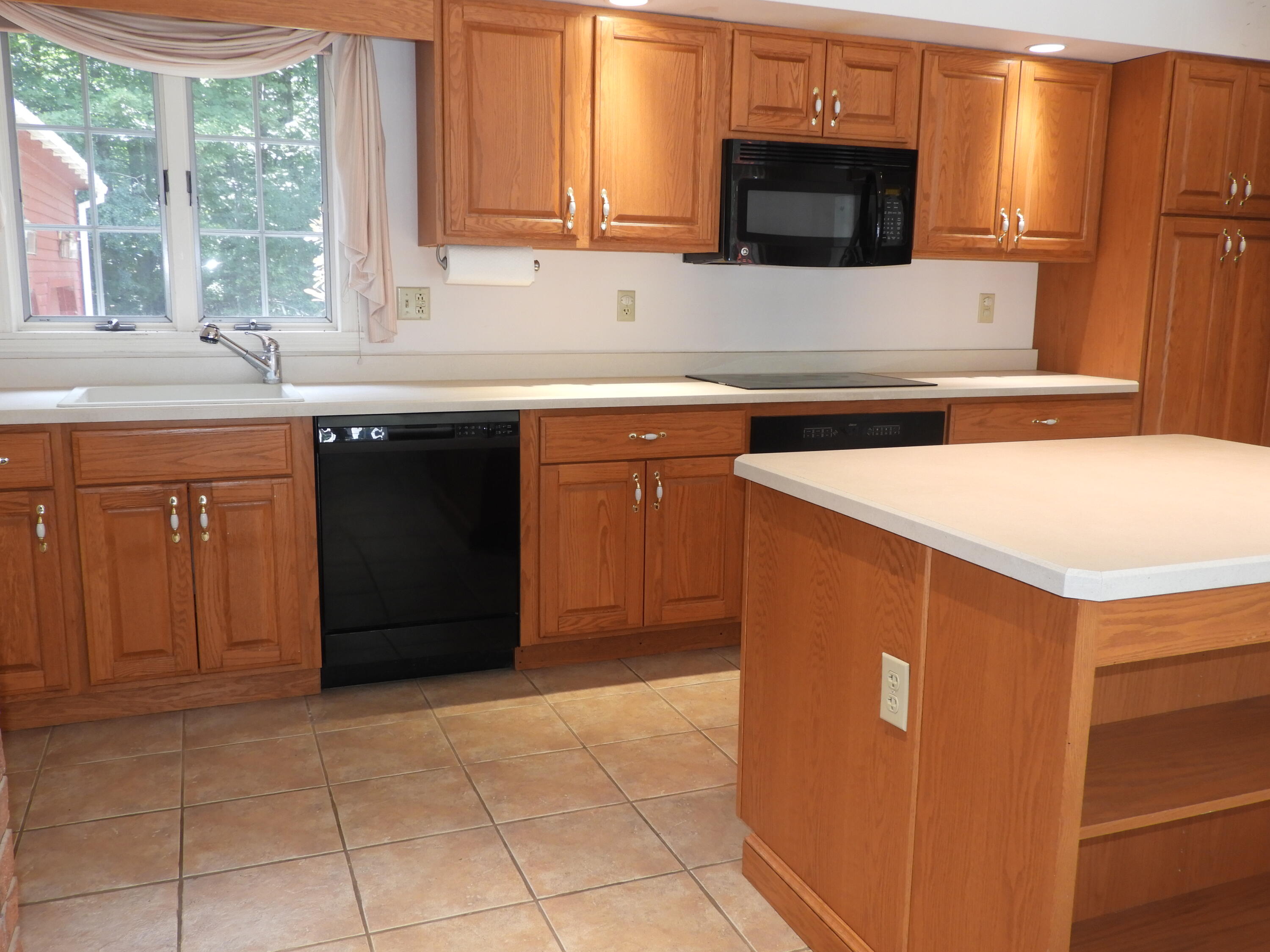 33 Alfreda Court Morrisonville NY 12962