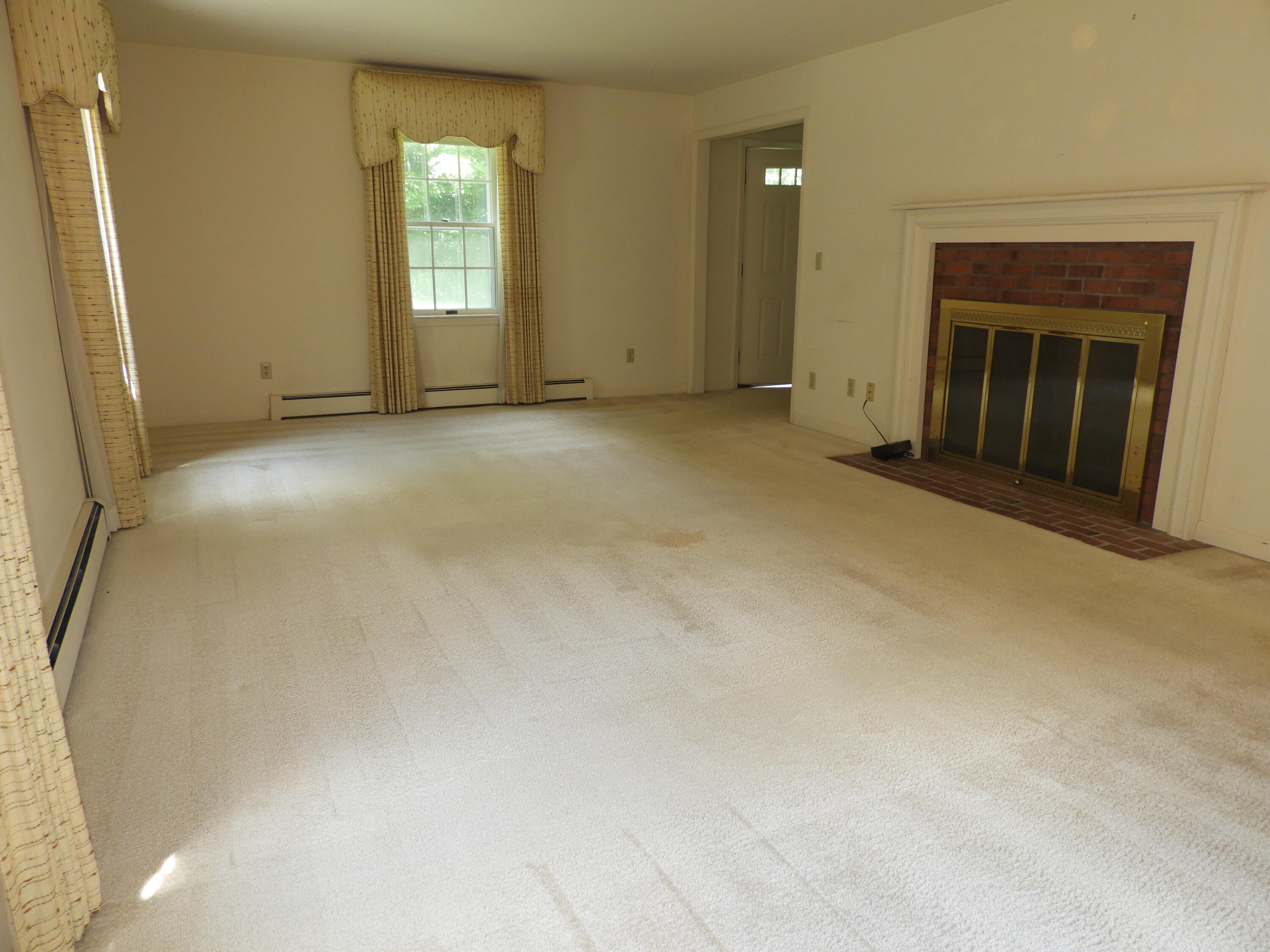 33 Alfreda Court Morrisonville NY 12962