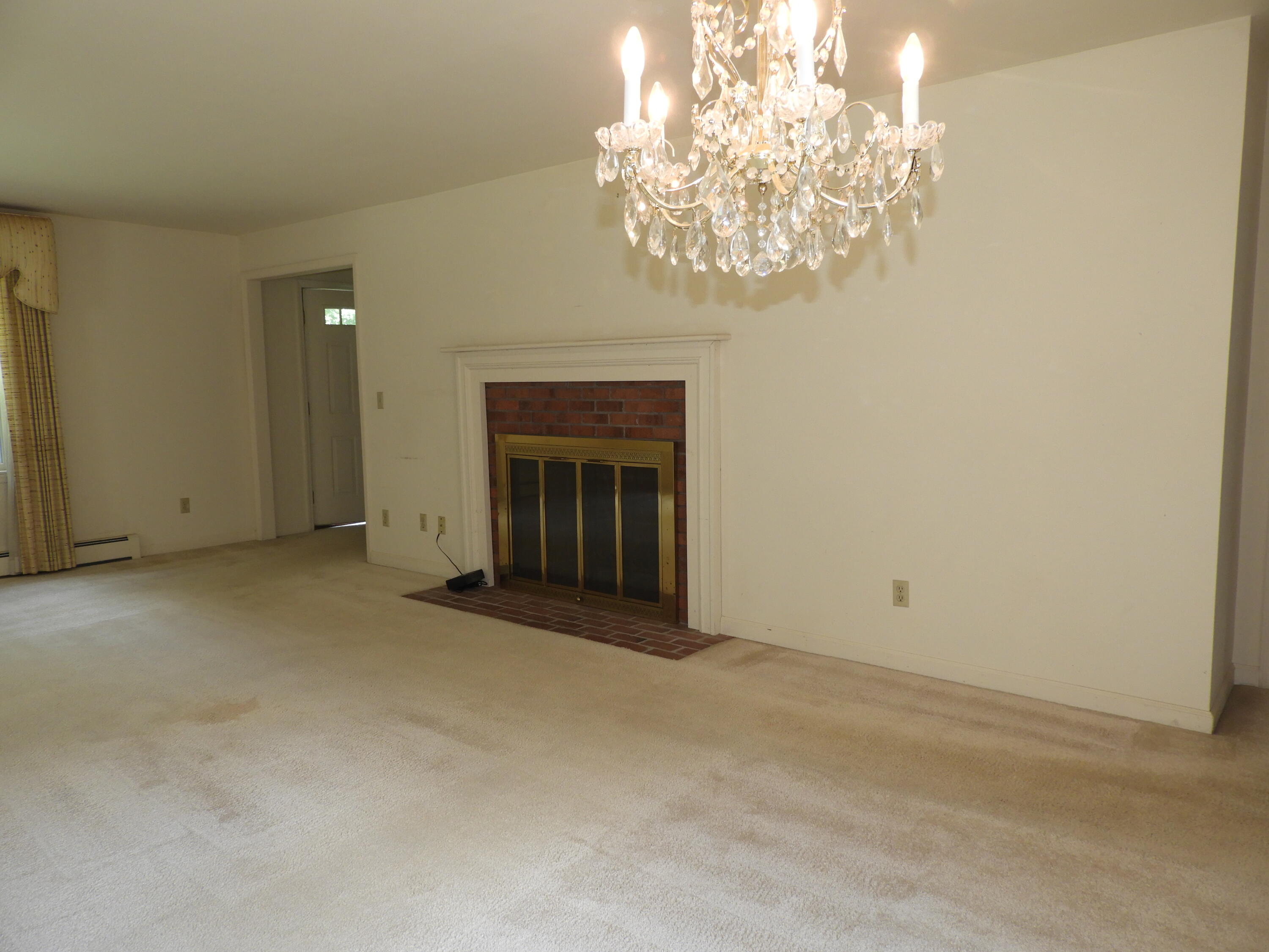 33 Alfreda Court Morrisonville NY 12962