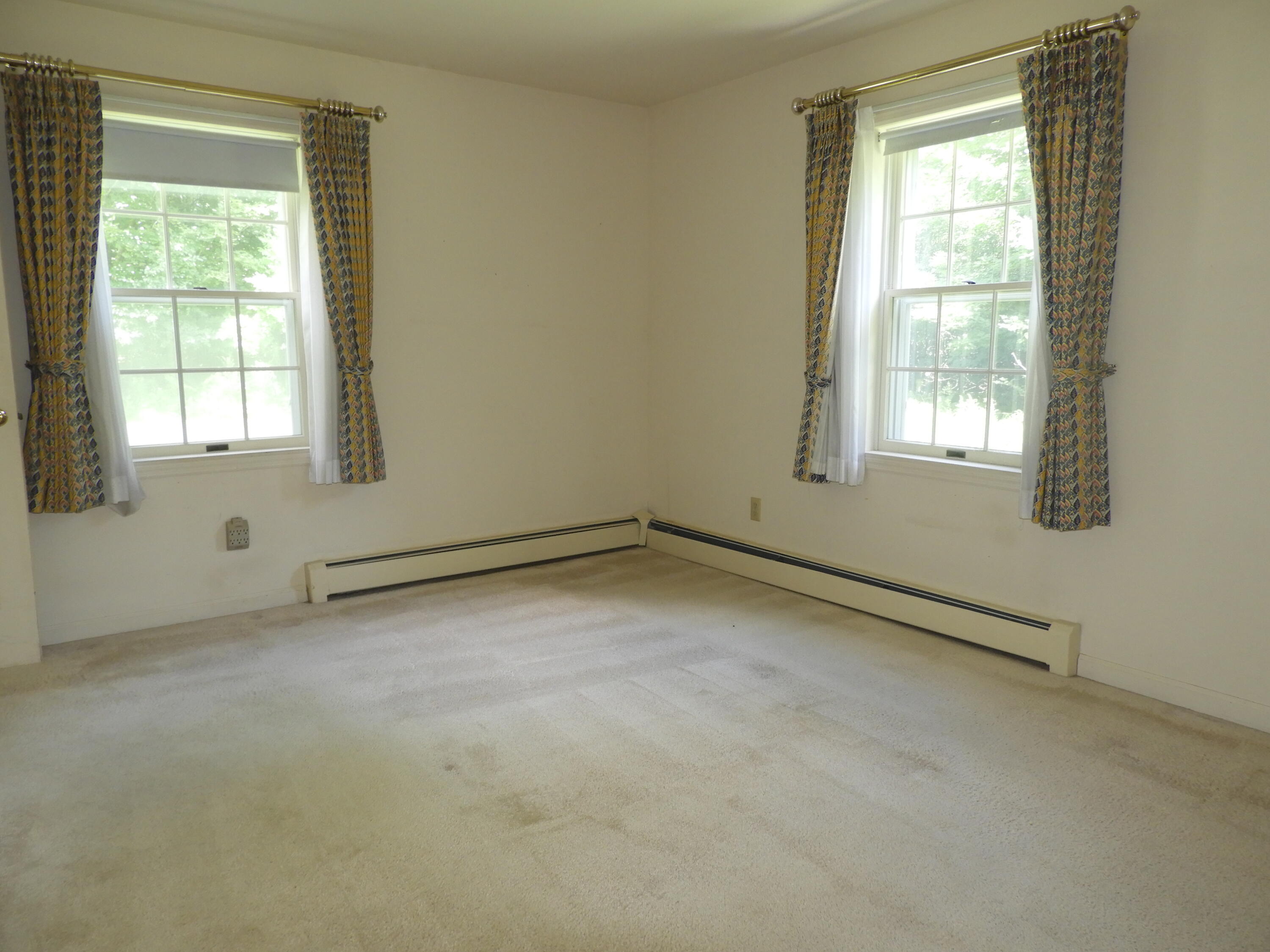 33 Alfreda Court Morrisonville NY 12962