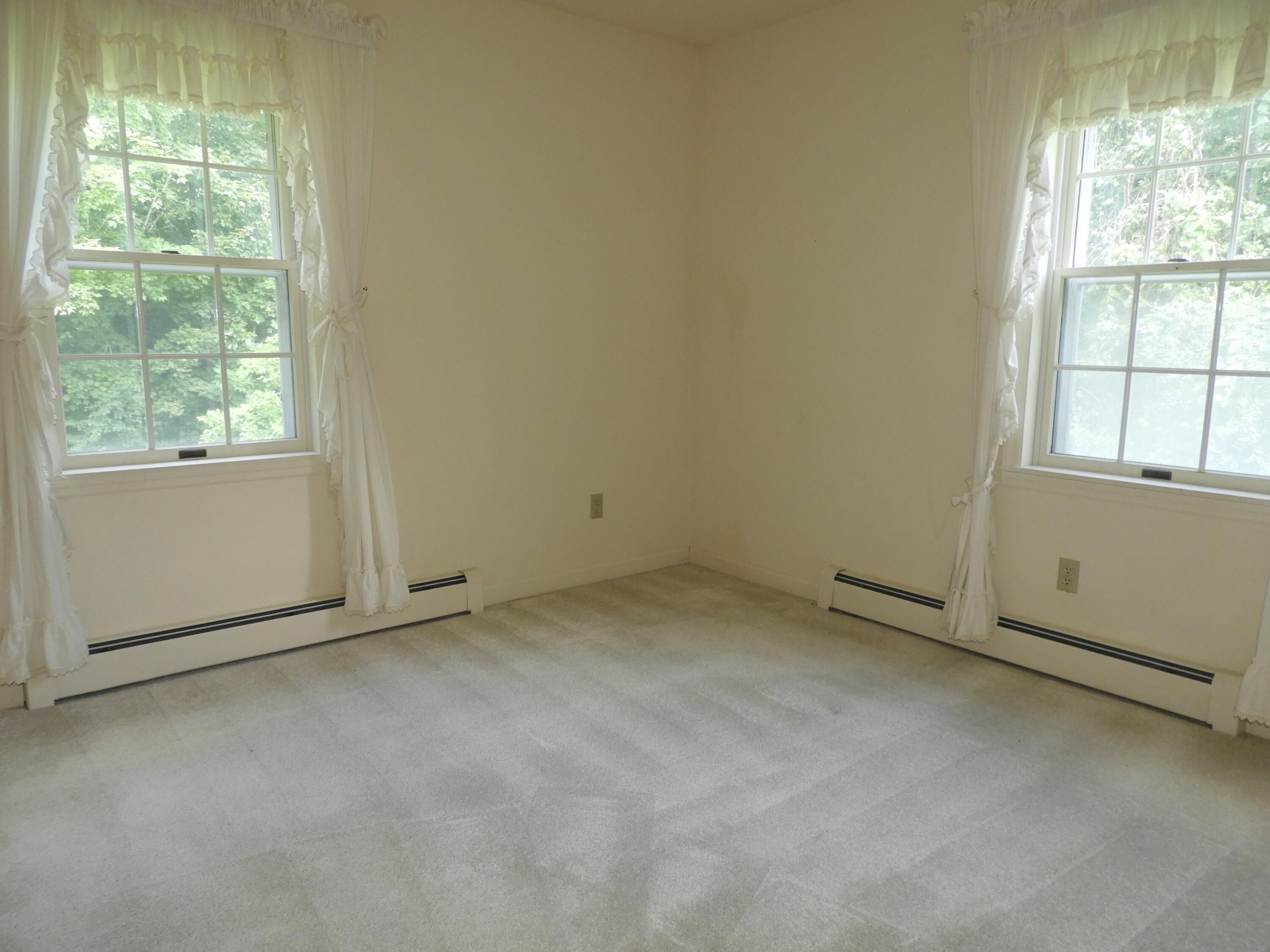 33 Alfreda Court Morrisonville NY 12962