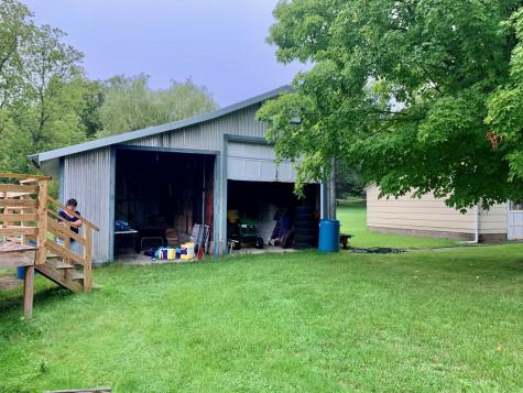 10 Moore Lane Keeseville NY 12944
