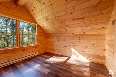 11 Lambs Way Lake Placid NY 12946