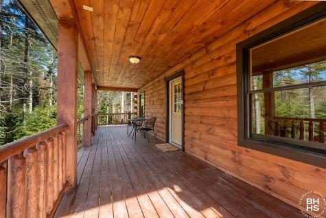 11 Lambs Way Lake Placid NY 12946