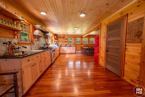 12 George & Bliss Lane Lake Placid NY 12946