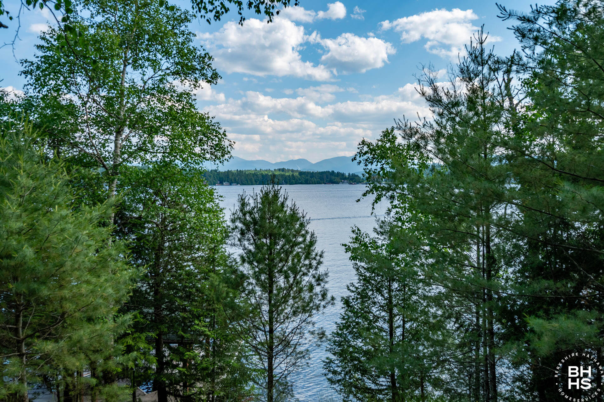 12 George & Bliss Lane Lake Placid NY 12946
