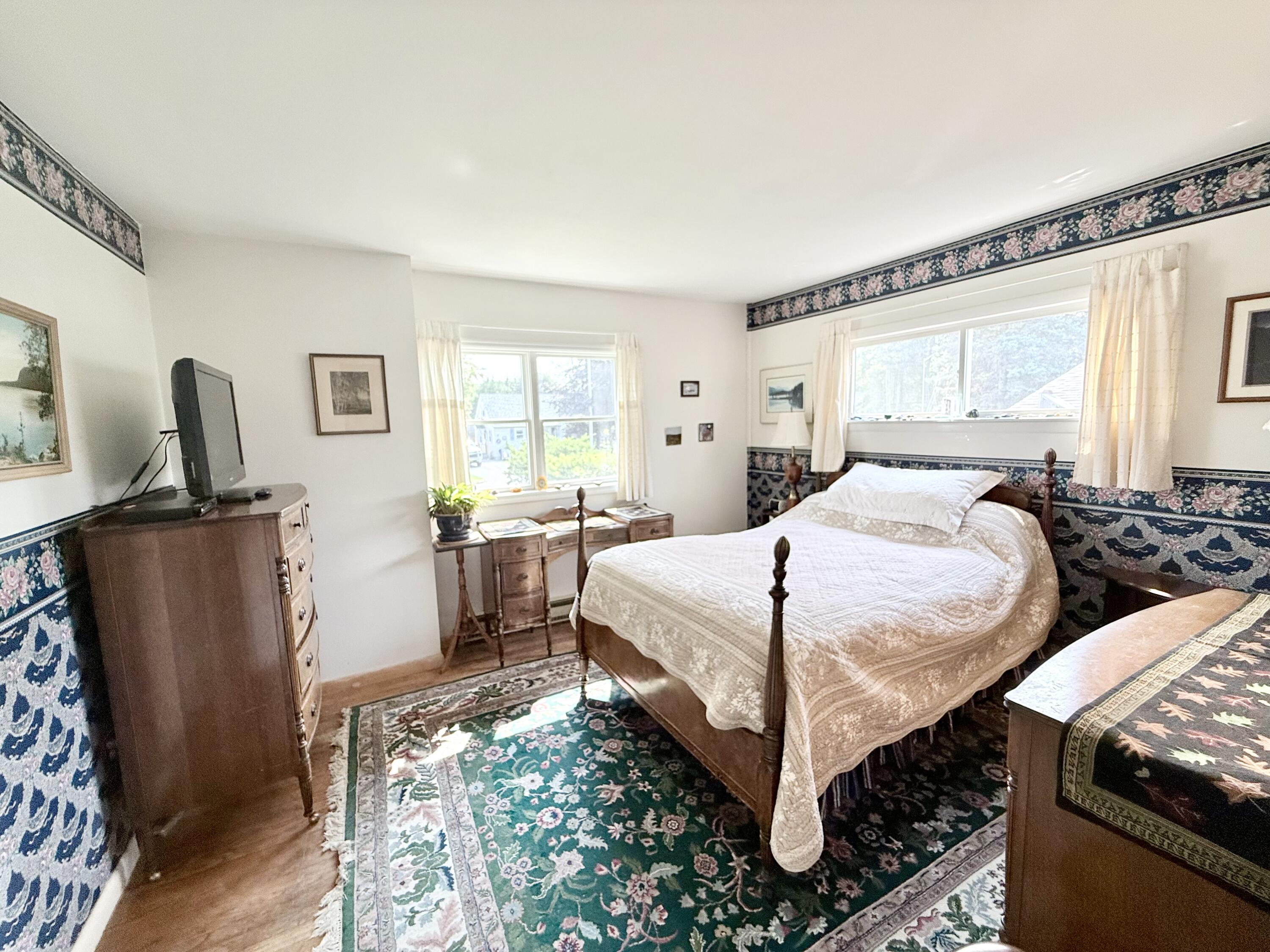 16 Ollivetti Place Plattsburgh NY 12901