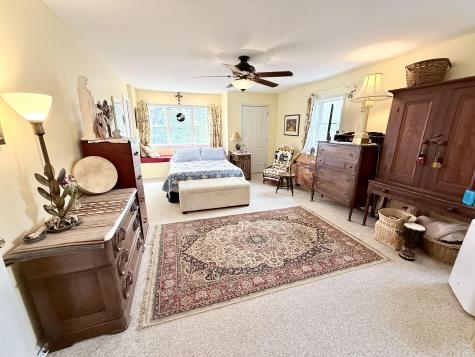 16 Ollivetti Place Plattsburgh NY 12901