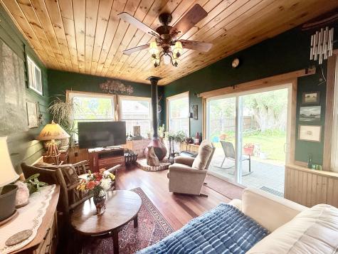 16 Ollivetti Place Plattsburgh NY 12901