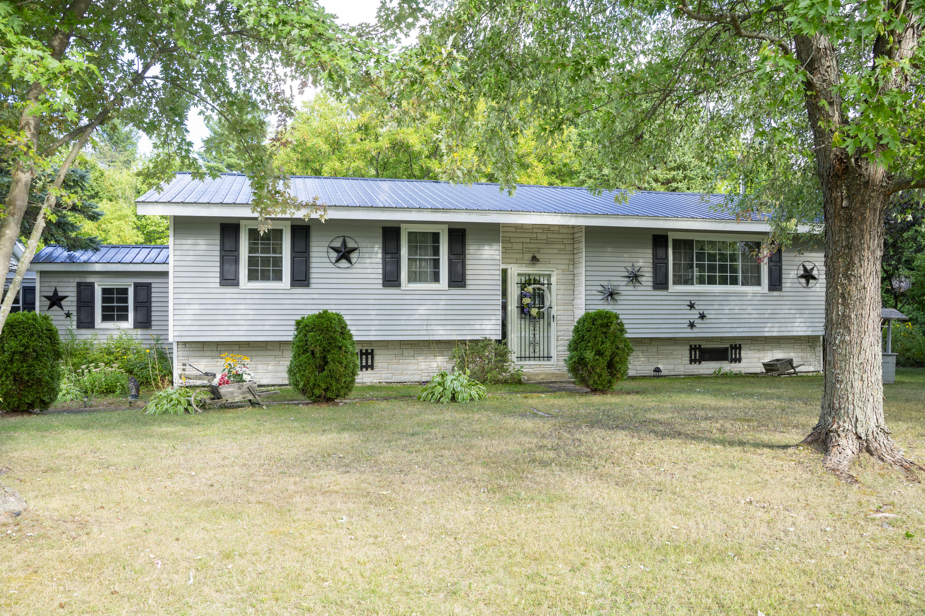 2030 Alder Bend Road Altona NY 12910