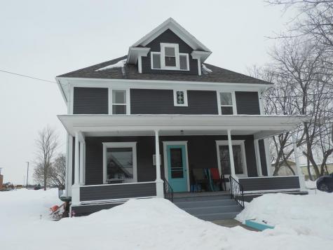 88 Pleasant Street Peru NY 12972