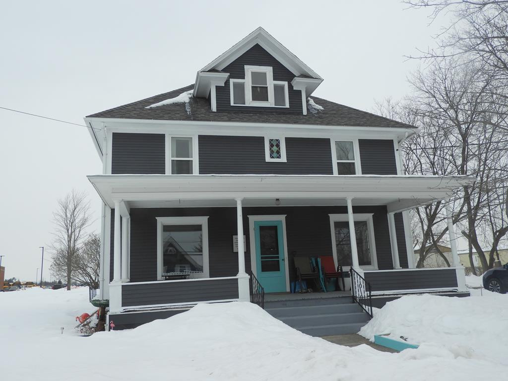 88 Pleasant Street Peru NY 12972