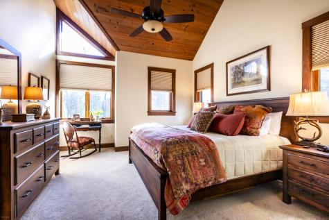 29 Mount Whitney Road Lake Placid NY 12946