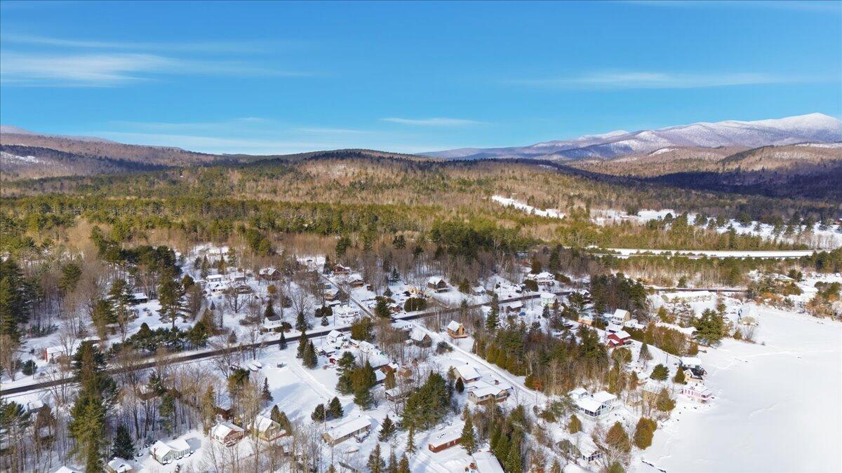 17 Easy Street Schroon Lake NY 12870