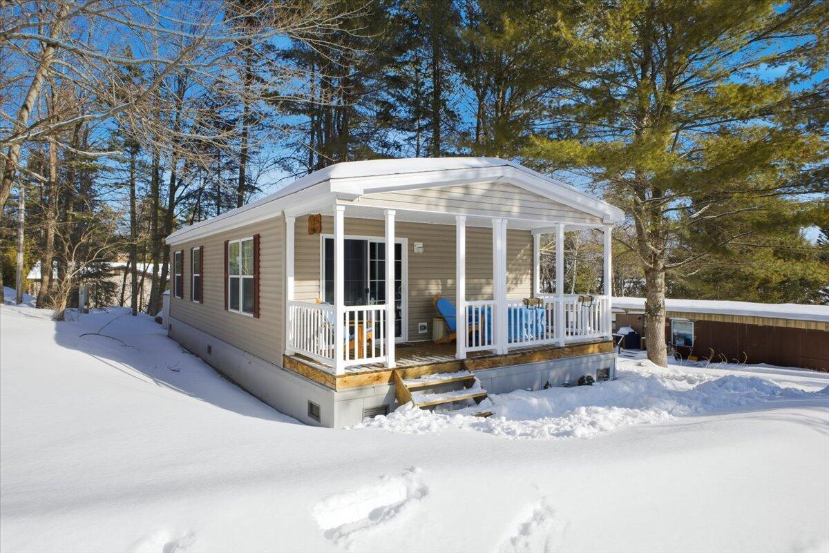 17 Easy Street Schroon Lake NY 12870