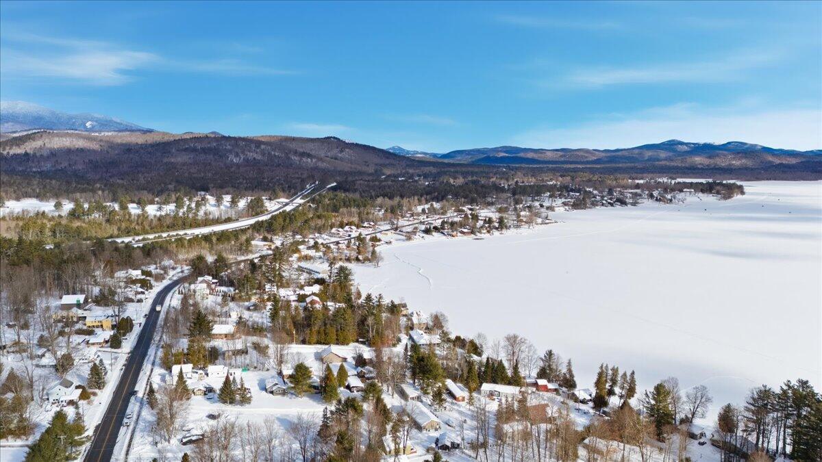 17 Easy Street Schroon Lake NY 12870