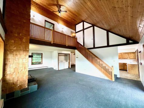 606 Us Route 9 Keeseville NY 12944